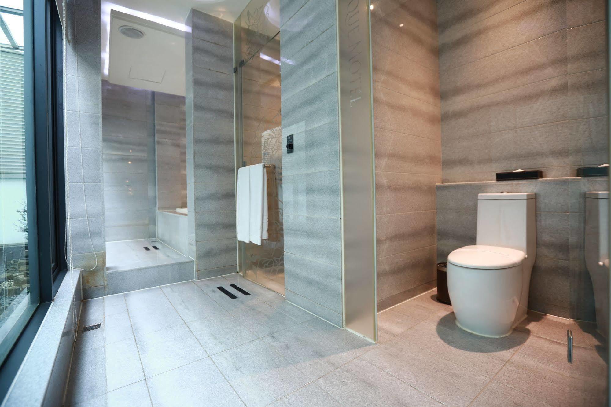 Ohya Chain Boutique Motel Taoyuan Dış mekan fotoğraf